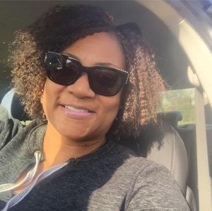 Meet your Posher, Beverly